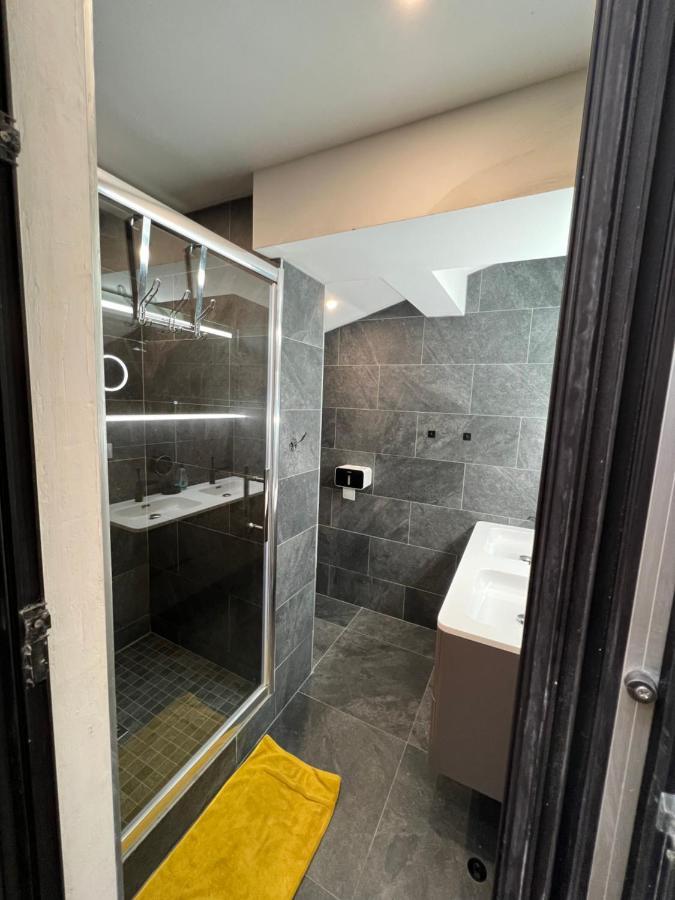 Les Suites De Stanislas Jacuzzi & Spa Nancy Luaran gambar