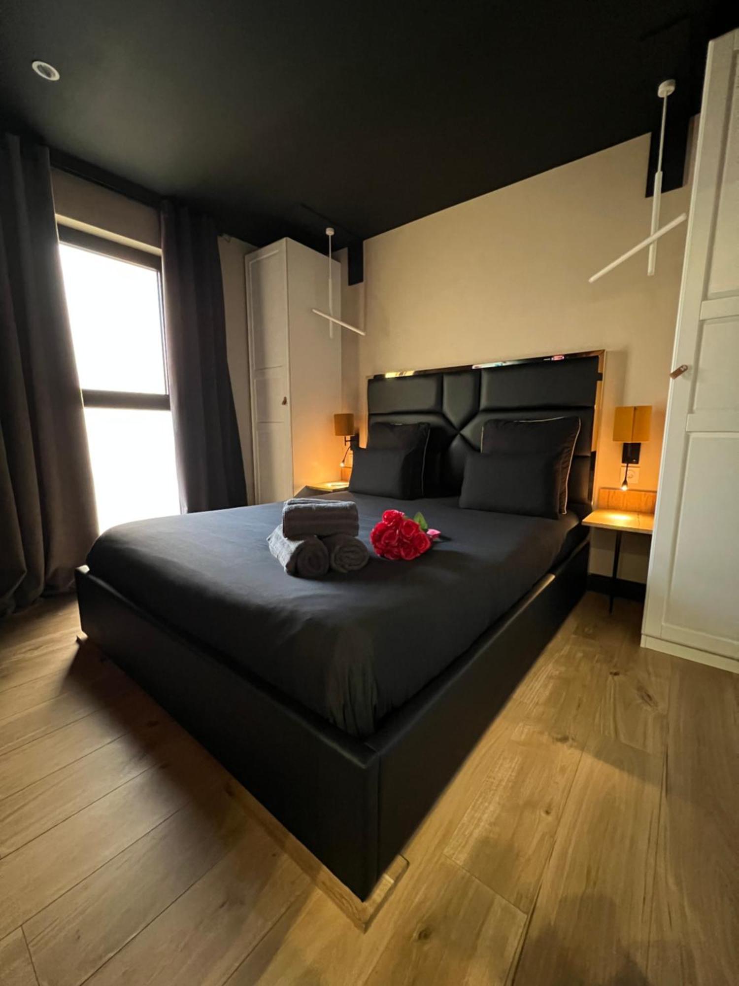 Les Suites De Stanislas Jacuzzi & Spa Nancy Luaran gambar